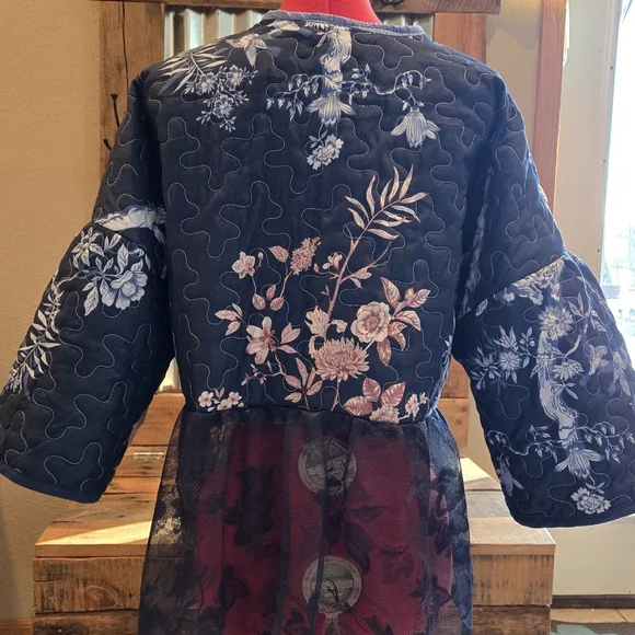 Upcycled Navy Blue Floral Quilted Jacket L-XL Vtg Lace Peplum Dont Throw It Out - Picture 6 of 6